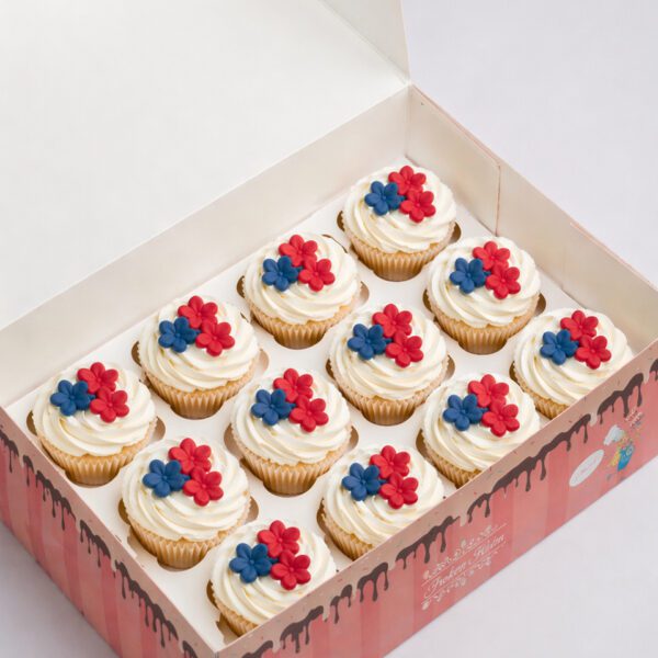 17. mai cupcakes - Lemoncurd & Ostekrem